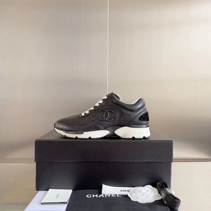 Durable Chxnxl Sneakers 132288