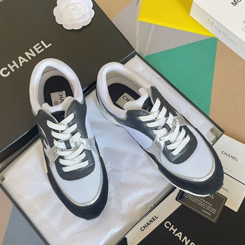 Bright Chxnxl Sneakers 132289