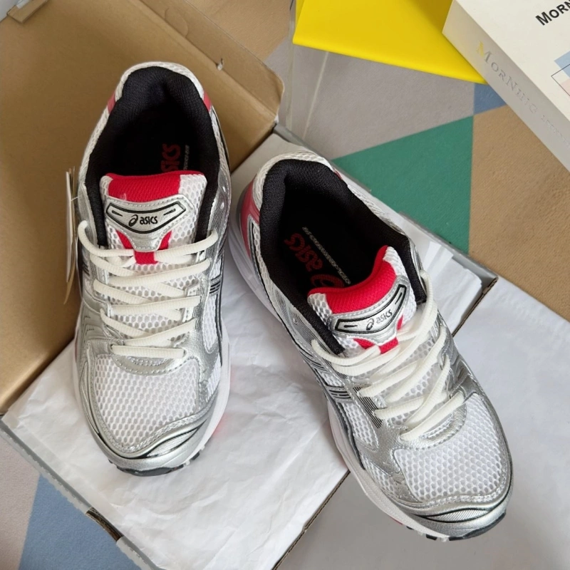 Versatile Othxr Sneakers 216443