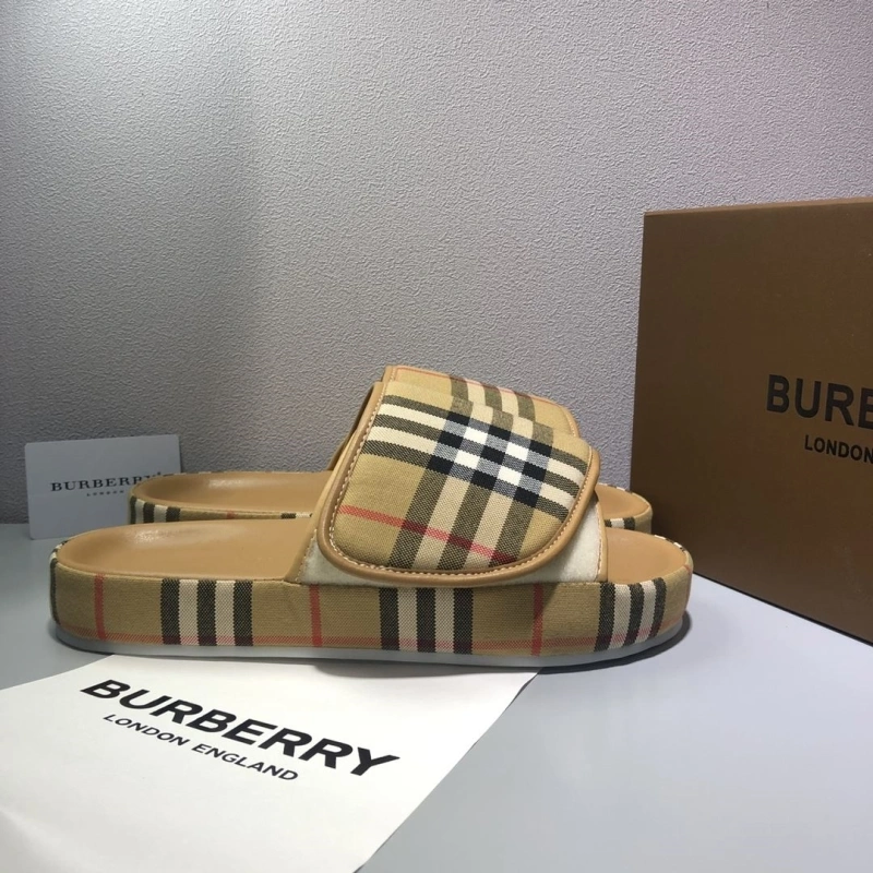 Bold Bxrbxrry Slippers 115442