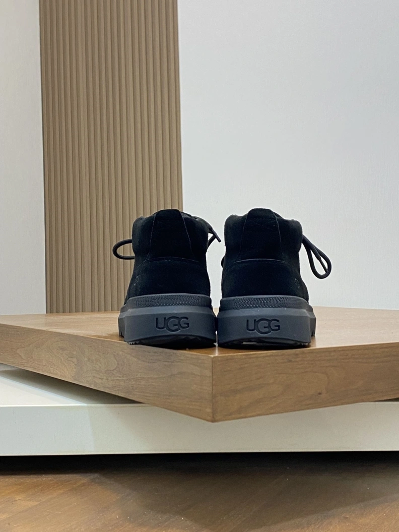 Durable UGX Casual Shoes 227915