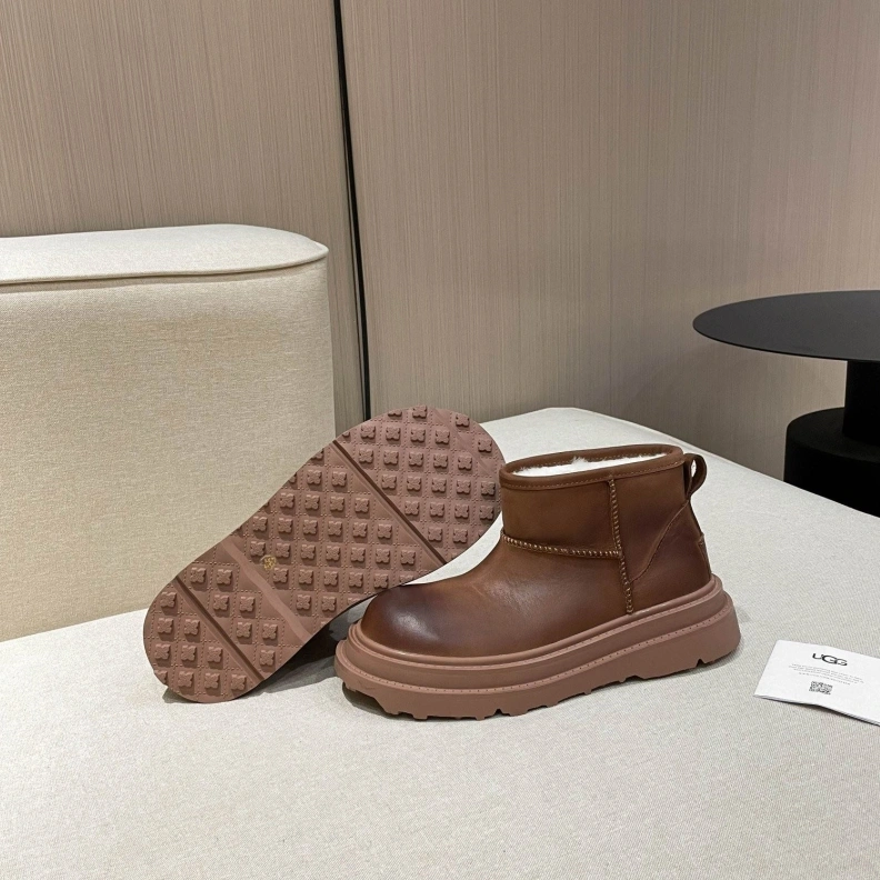 UGX Boots Bold 227934