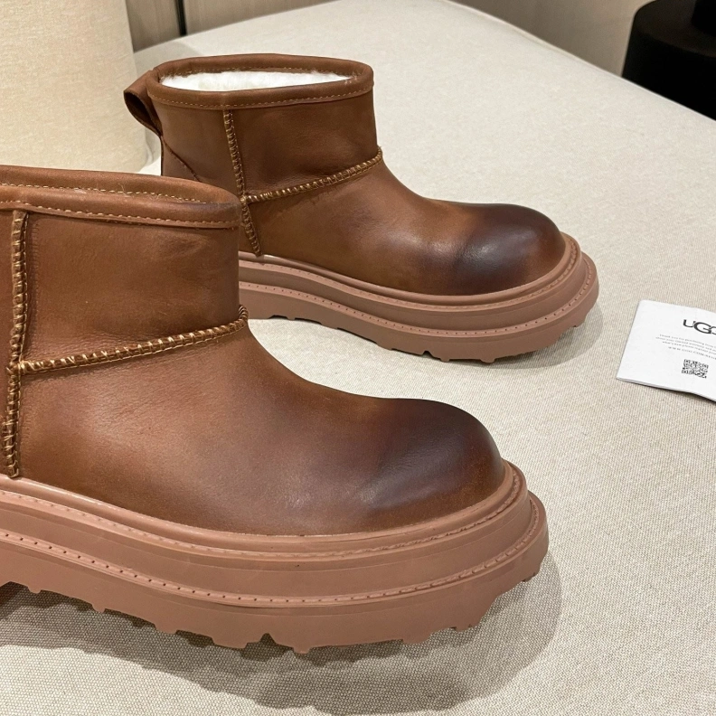UGX Boots Bold 227934