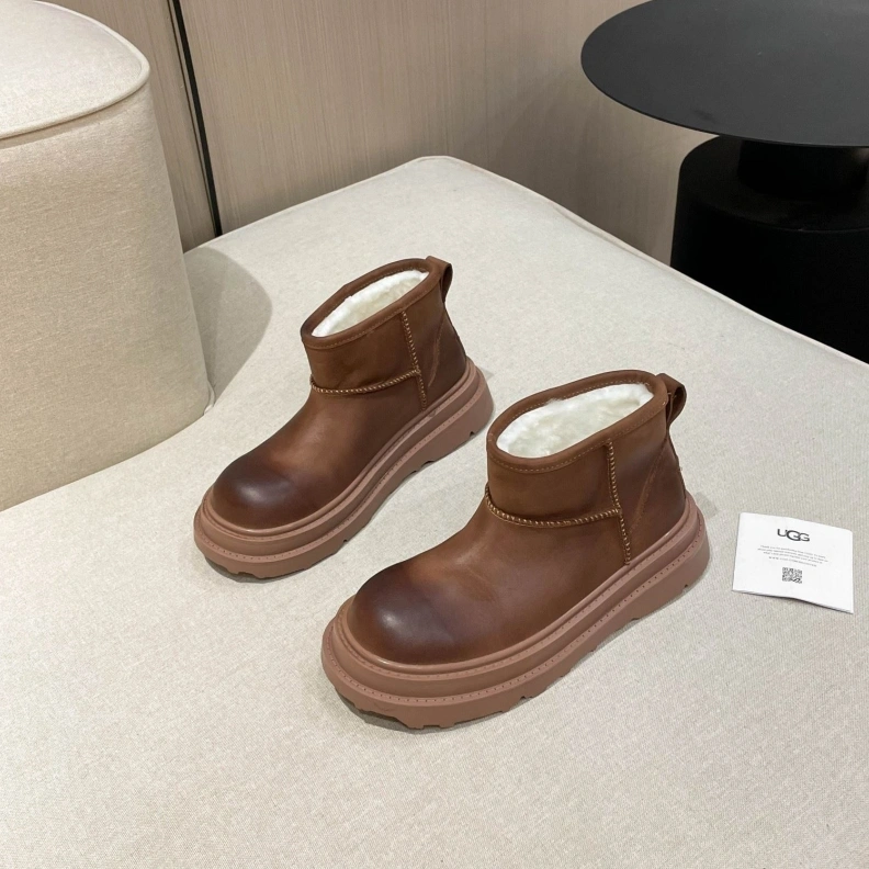UGX Boots Bold 227934