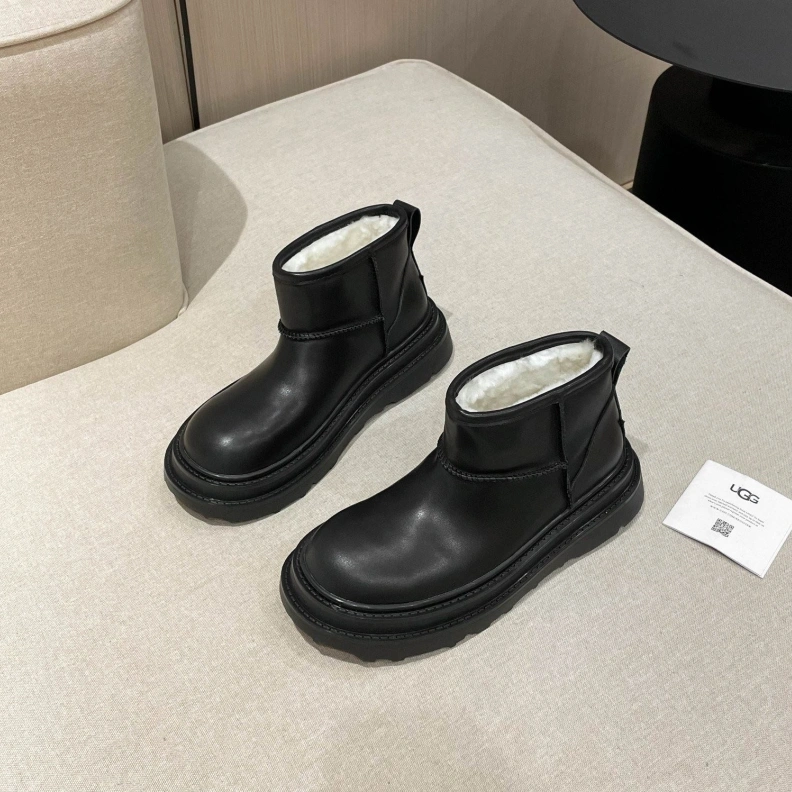 Breathable UGX Boots 227938