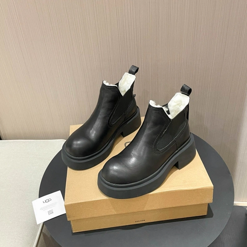 UGX Boots Refined 227924