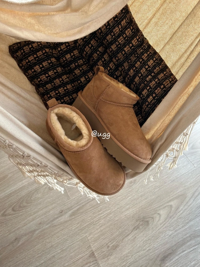 Affordable UGX Boots 227925