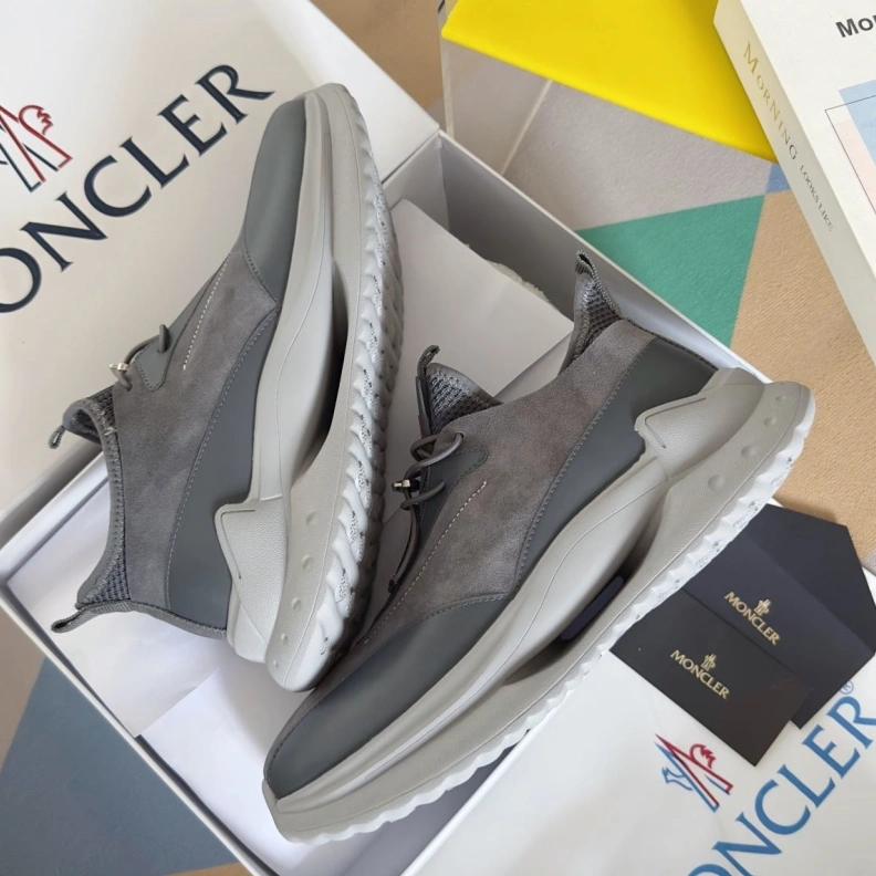 Flexible Mxnclxr Sneakers 197409