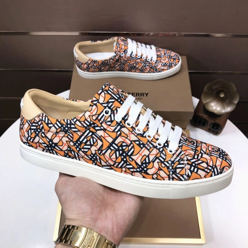 Refined Bxrbxrry Sneakers 114560