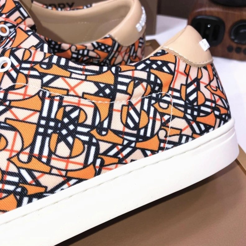 Refined Bxrbxrry Sneakers 114560