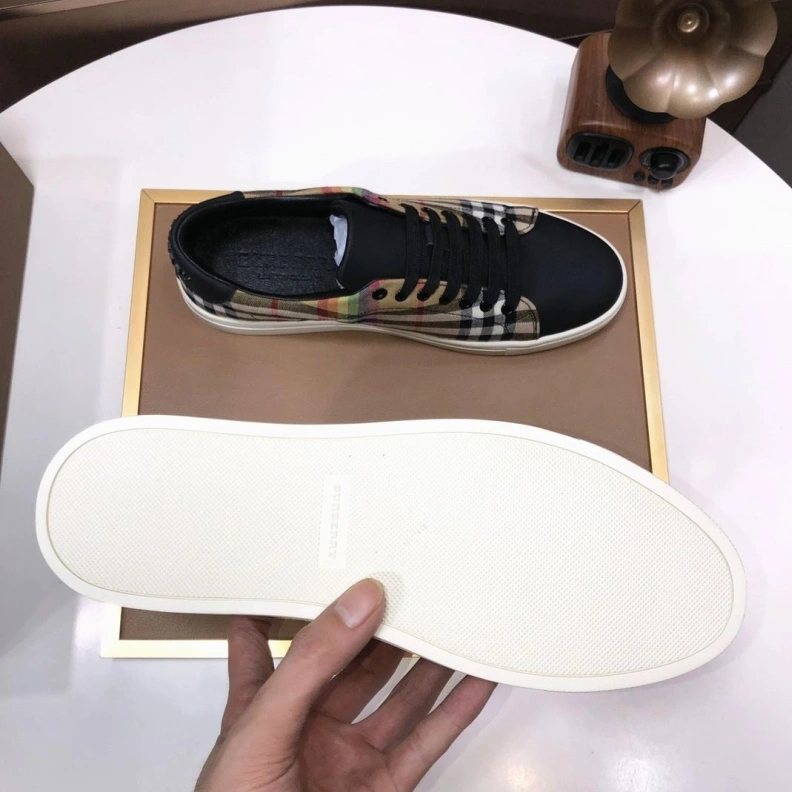 Bxrbxrry Sneakers Minimalist 114556