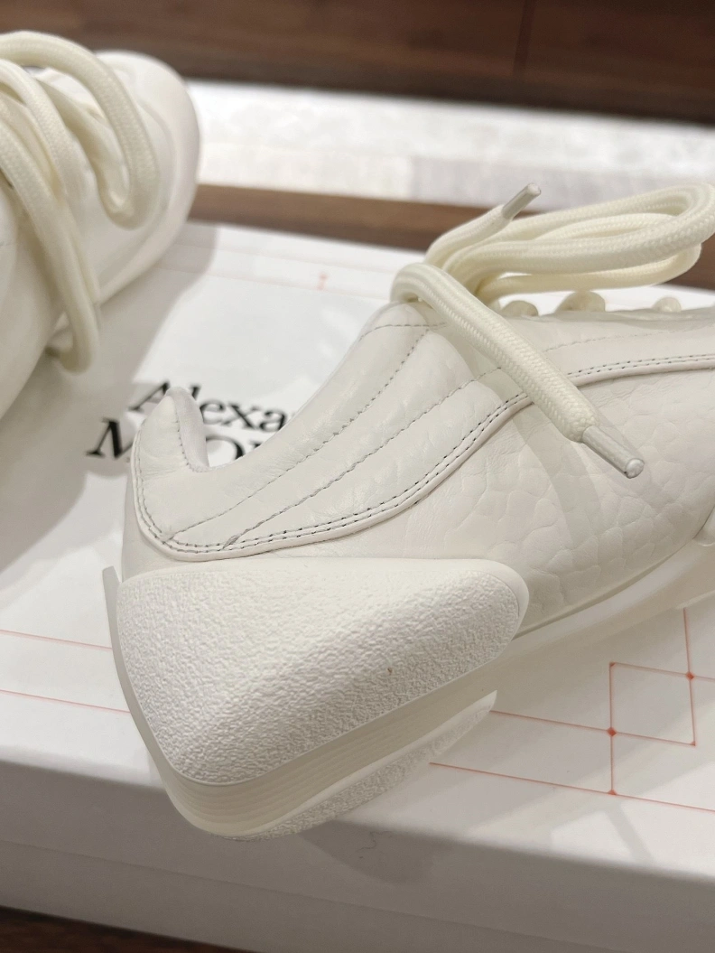 HighQuality Othxr Sneakers 210991