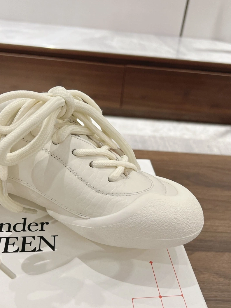 HighQuality Othxr Sneakers 210991