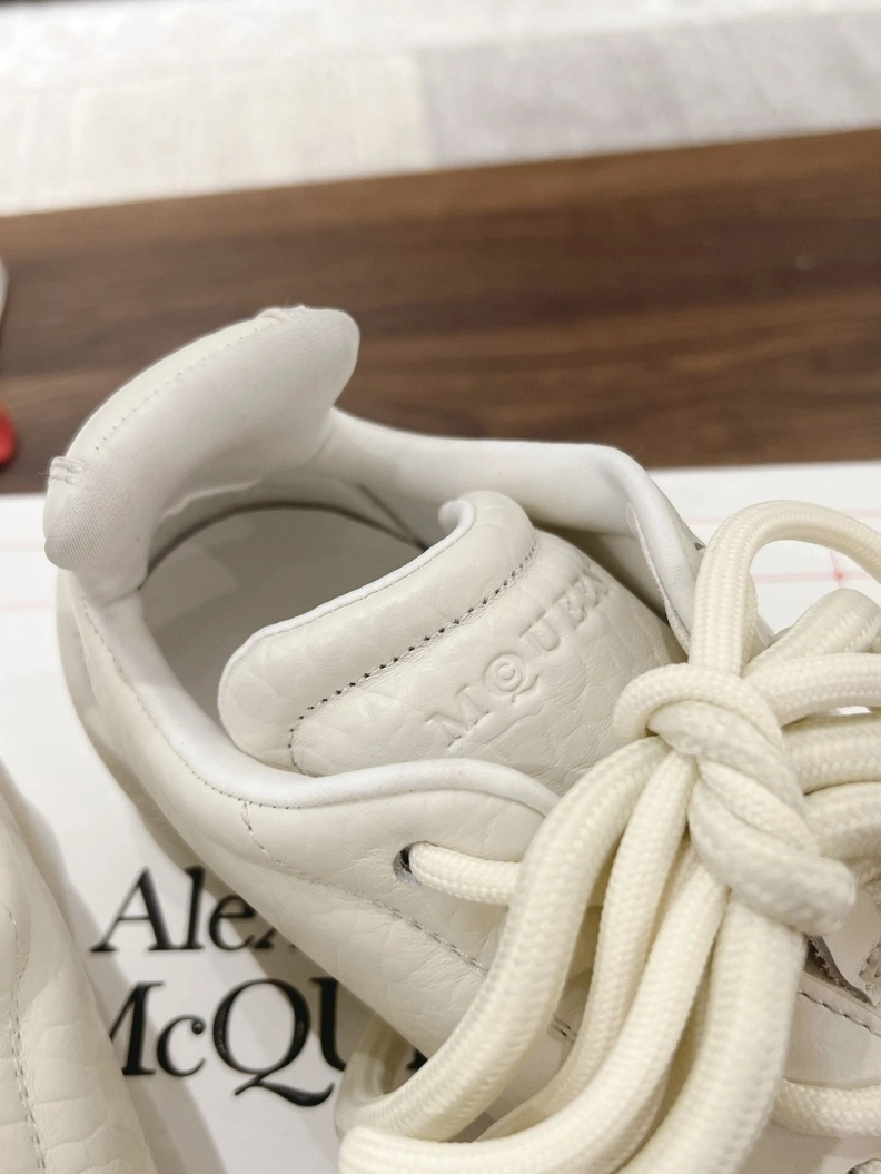 HighQuality Othxr Sneakers 210991