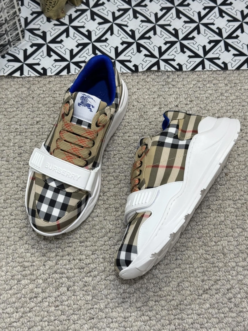 Popular Bxrbxrry Sneakers 114559
