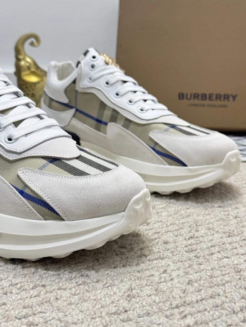 EasyMatch Bxrbxrry Sneakers 114557