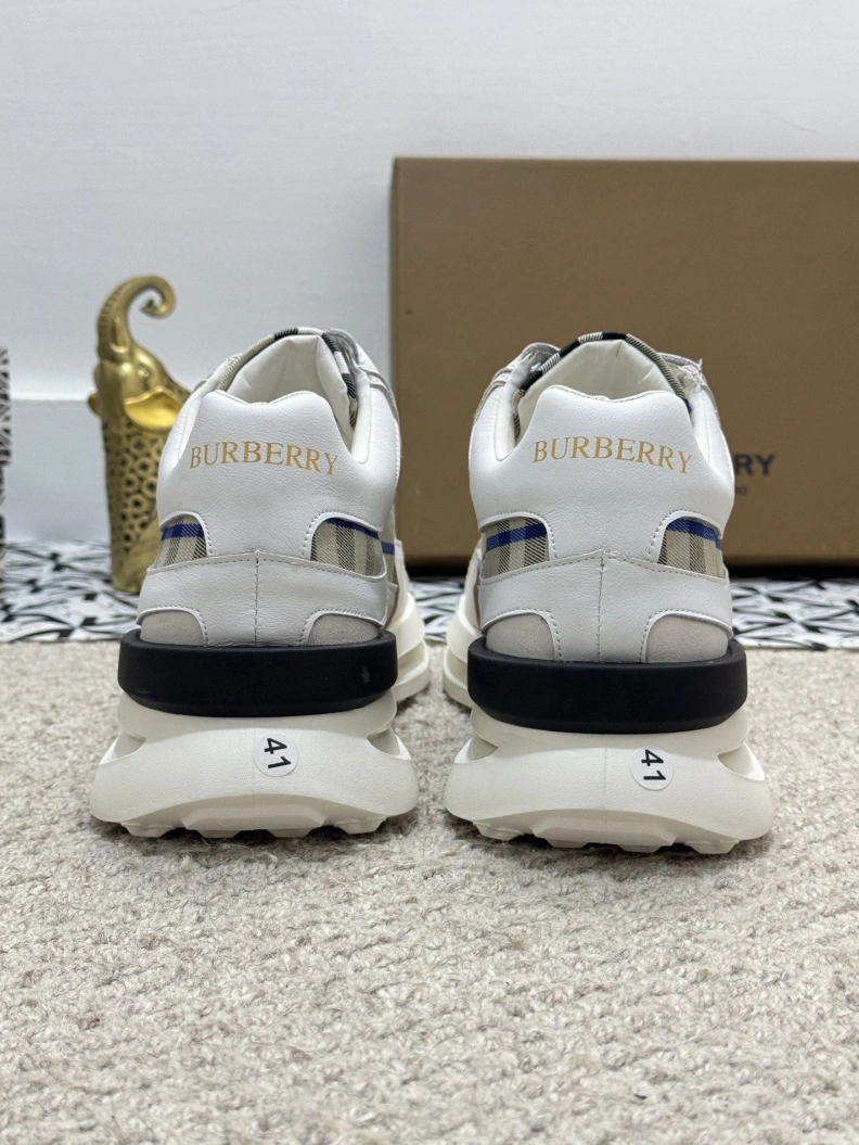EasyMatch Bxrbxrry Sneakers 114557