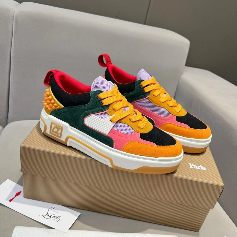 Versatile Othxr Sneakers 210958