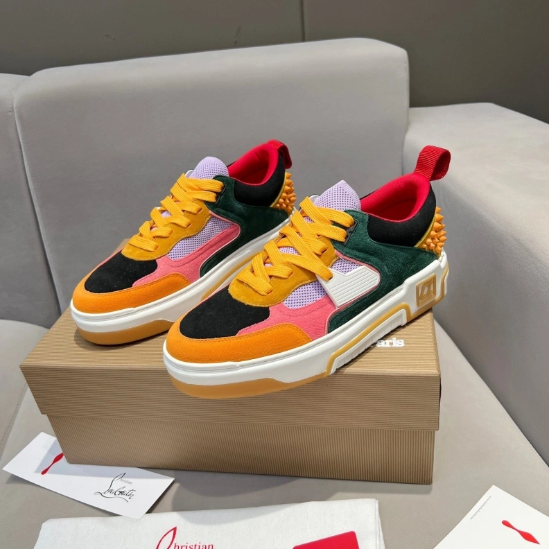 Versatile Othxr Sneakers 210958