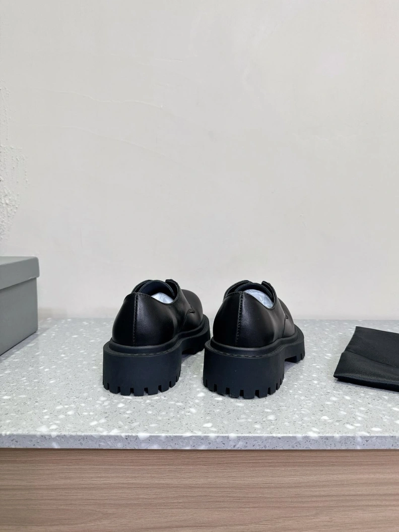 Bxlxnciaga Leather Shoes Sophisticated 109295