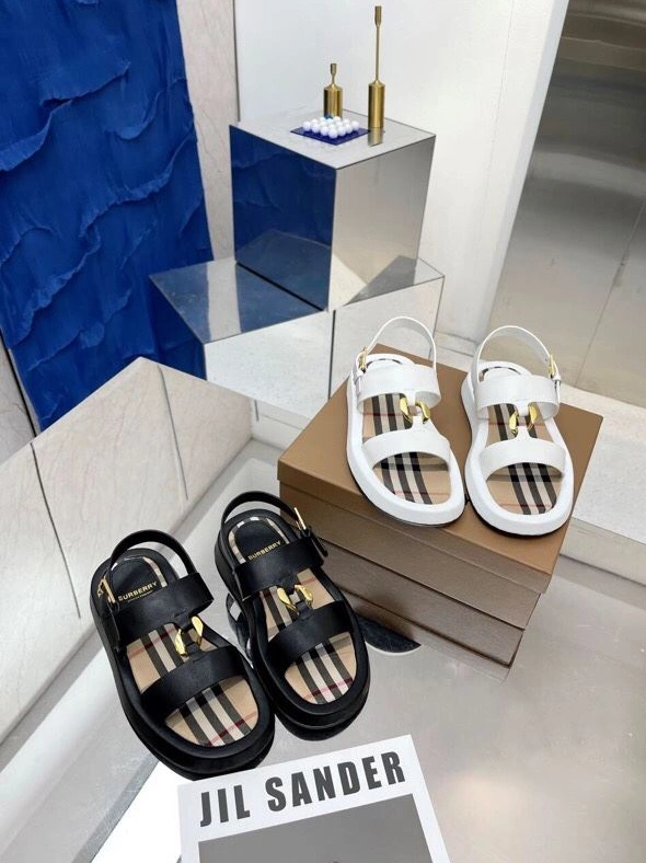 GoAnywhere Bxrbxrry Sandals 114612