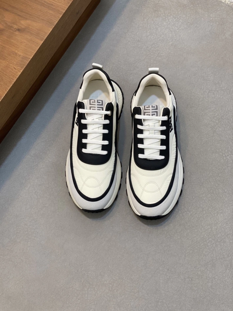 Gxvxnchy Sneakers UrbanStyle 152540