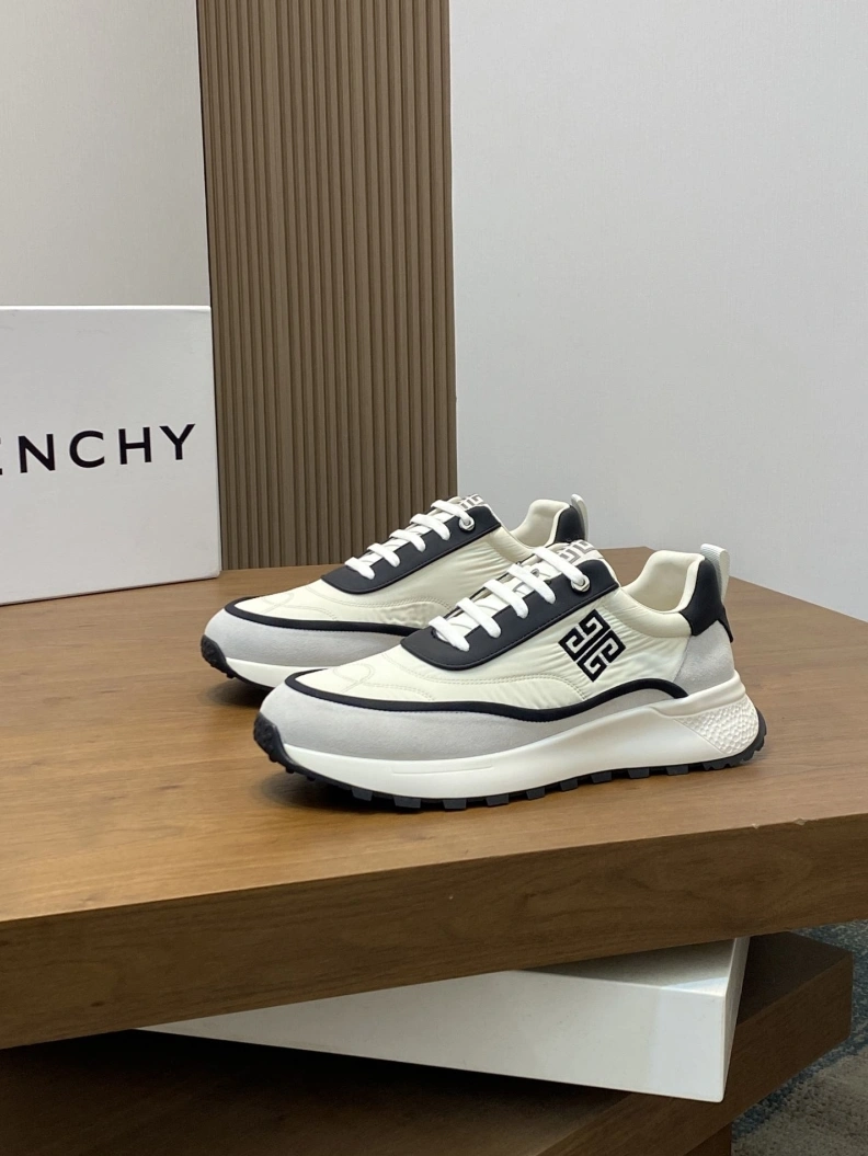 Gxvxnchy Sneakers UrbanStyle 152540