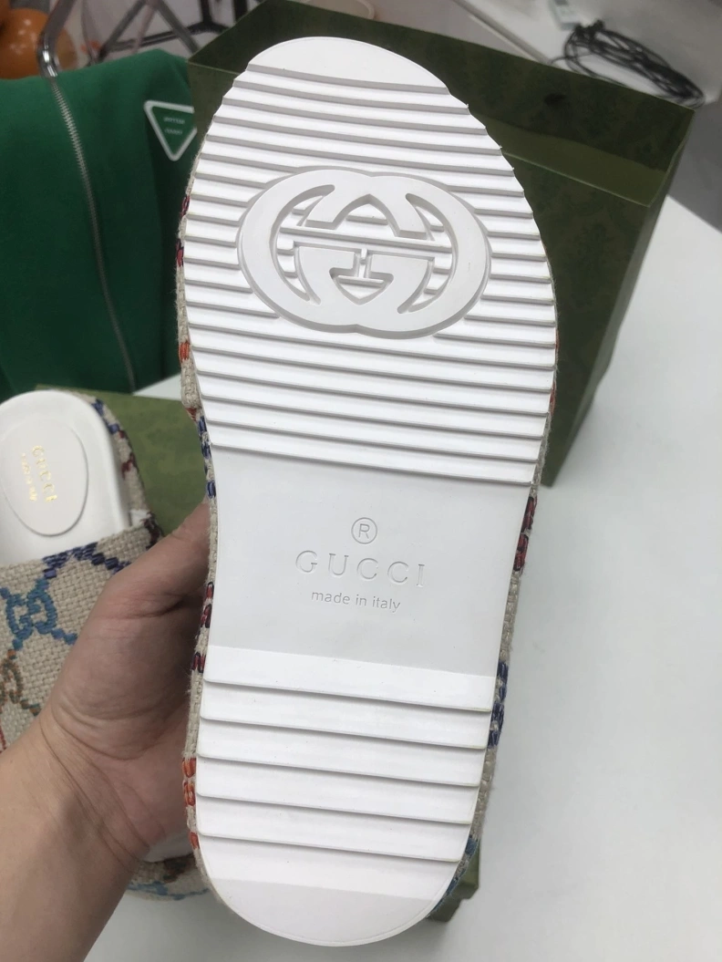 Gxccx Slippers UrbanStyle 156275