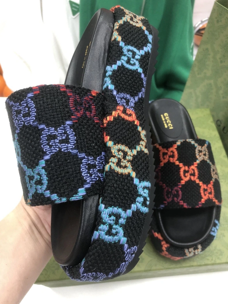 Sleek Gxccx Slippers 156241