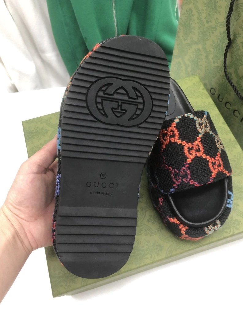 Sleek Gxccx Slippers 156241