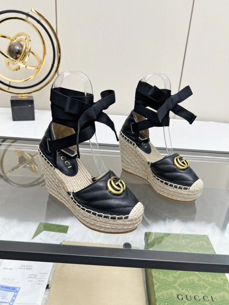 Fashionable Gxccx Sandals 156266