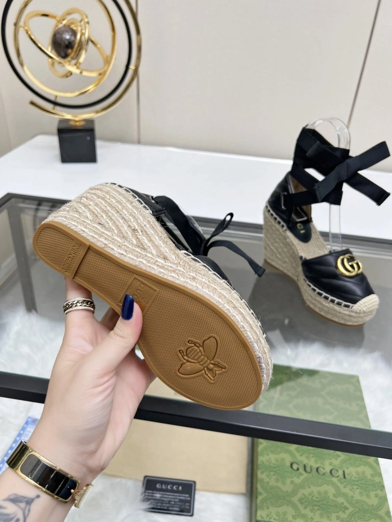 Fashionable Gxccx Sandals 156266