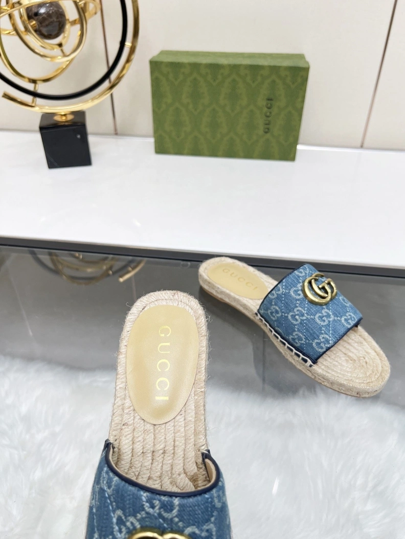 Gxccx Slippers Bright 156247
