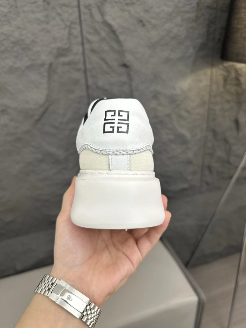 Gxvxnchy Sneakers GoAnywhere 152531