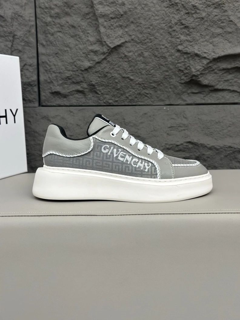 Gxvxnchy Sneakers Affordable 152530