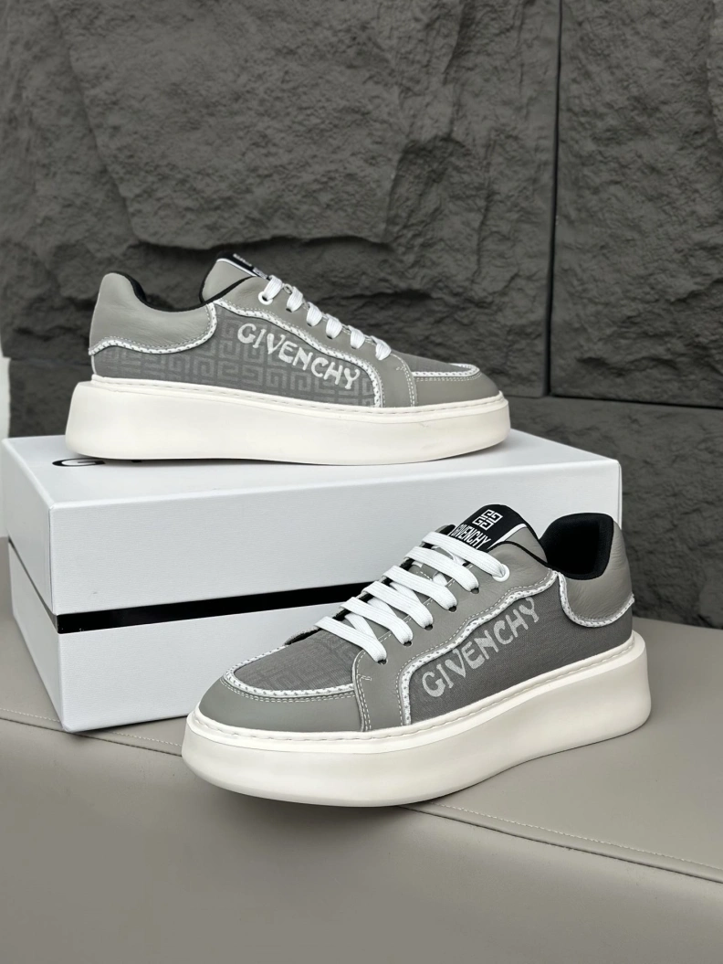 Gxvxnchy Sneakers Affordable 152530