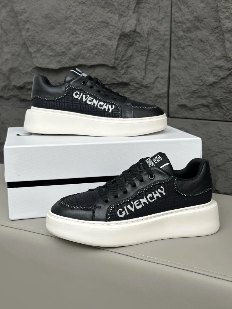 Gxvxnchy Sneakers Fashionable 152523