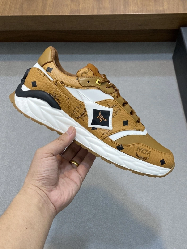 Sophisticated Mxnclxr Sneakers 197406
