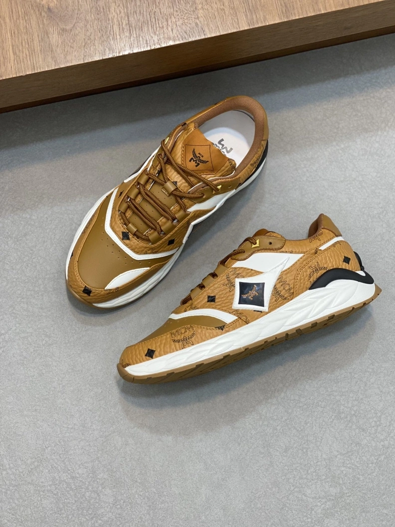 Sophisticated Mxnclxr Sneakers 197406