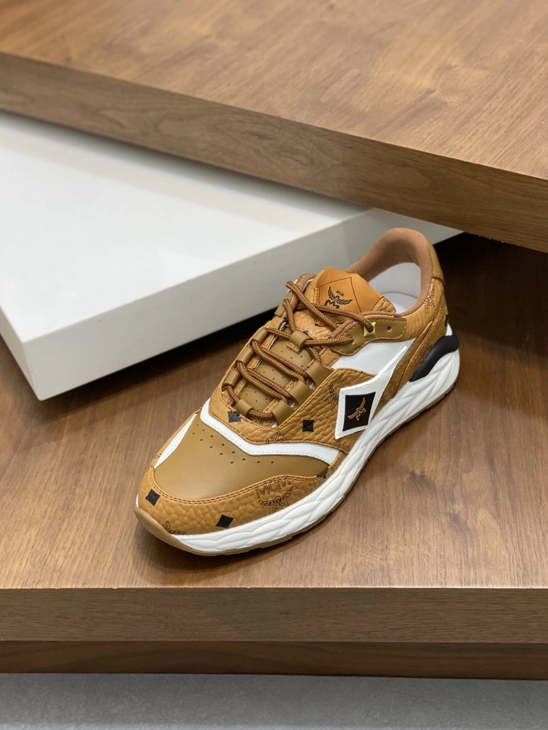 Sophisticated Mxnclxr Sneakers 197406