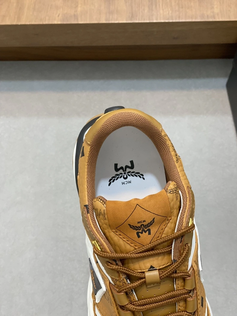 Sophisticated Mxnclxr Sneakers 197406