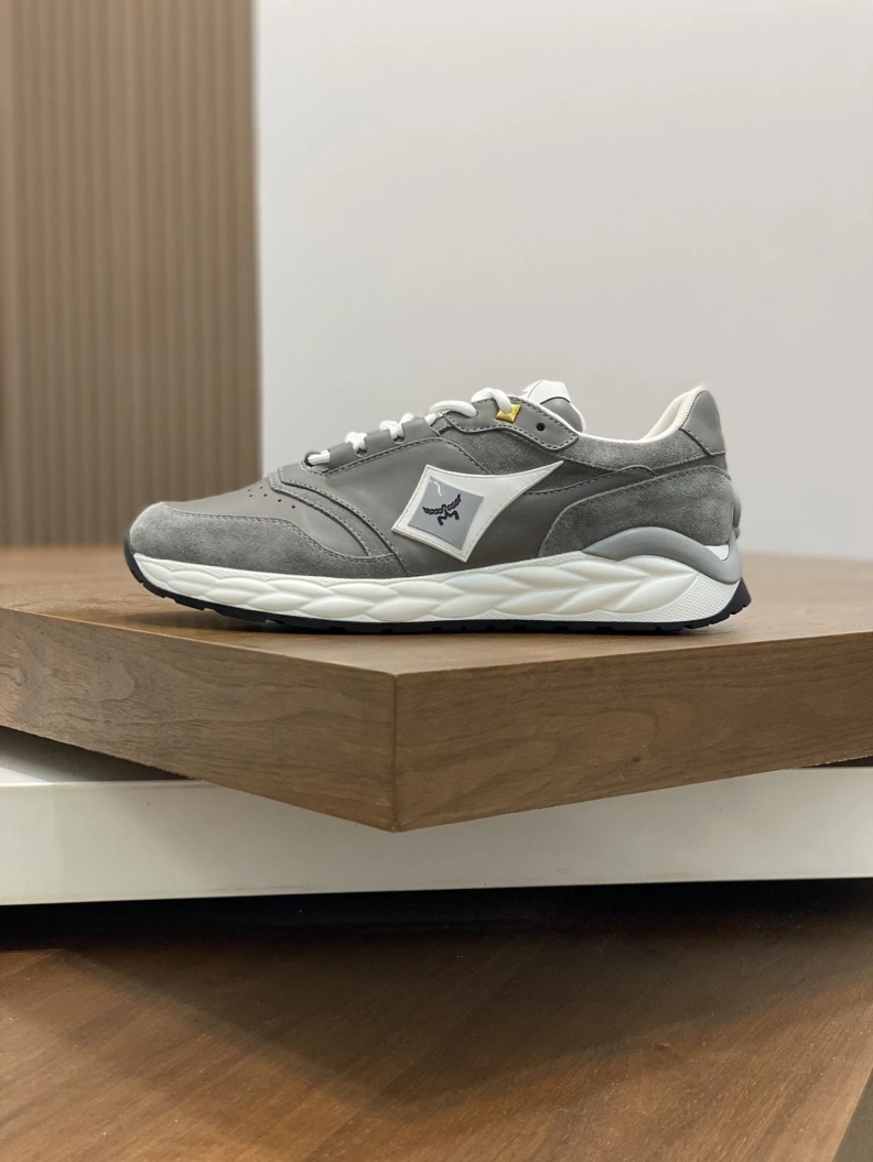 Soft Mxnclxr Sneakers 197416
