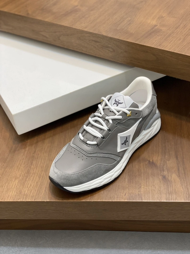 Soft Mxnclxr Sneakers 197416