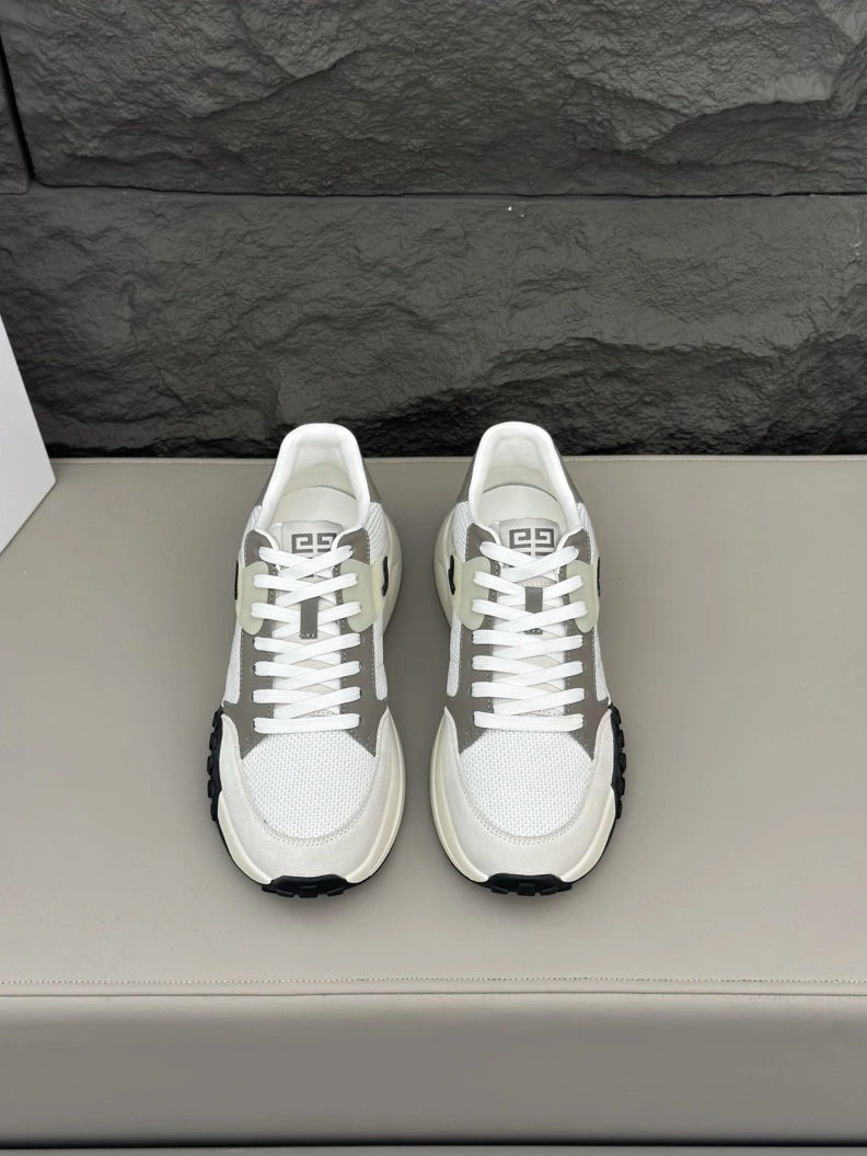 Gxvxnchy Sneakers HighQuality 152512