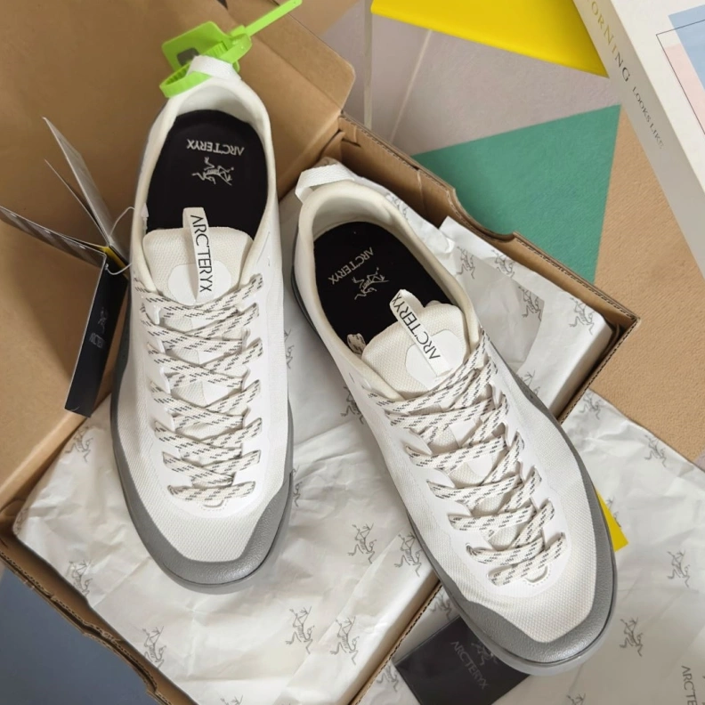 Othxr Sneakers Bright 210919