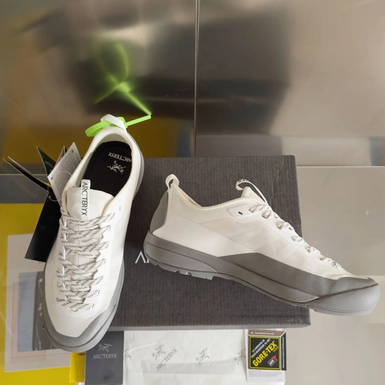 Othxr Sneakers Bright 210919