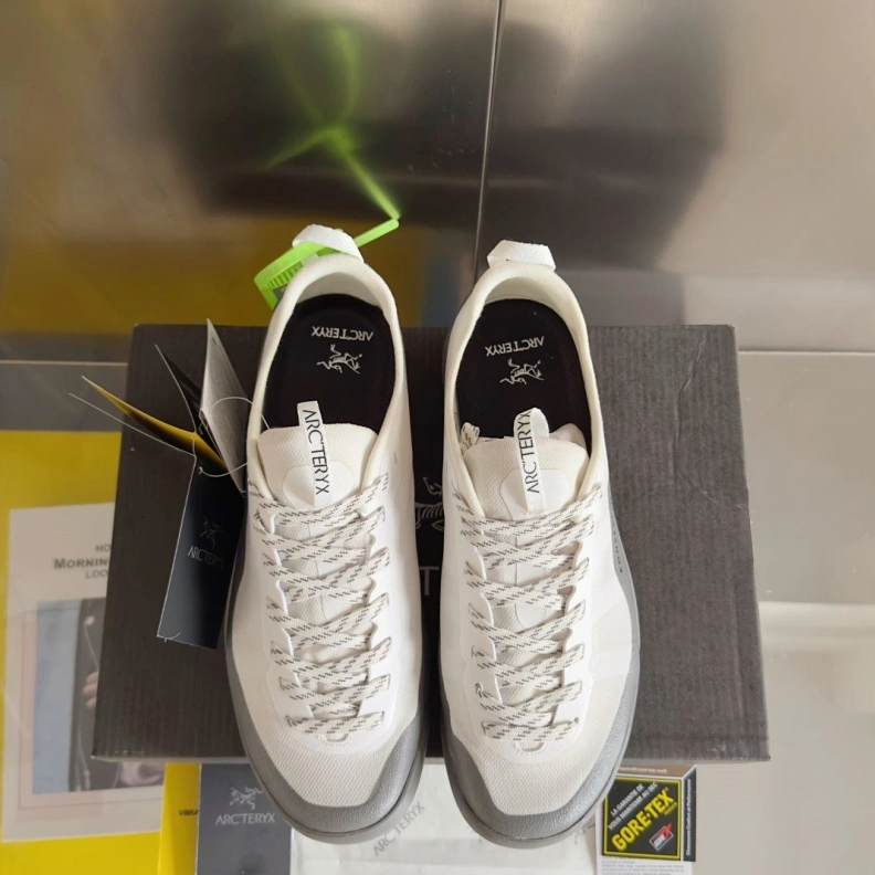 Othxr Sneakers Bright 210919