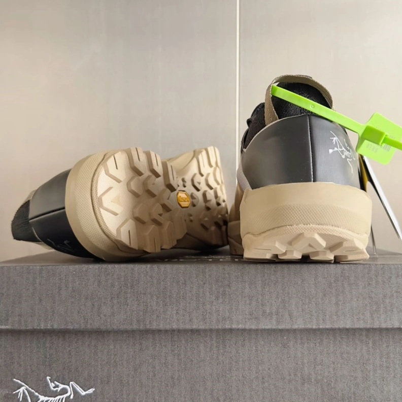 Othxr Sneakers EyeCatching 210917