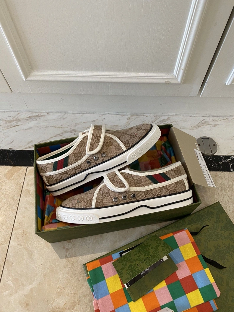 Gxccx Casual Shoes Timeless 156307