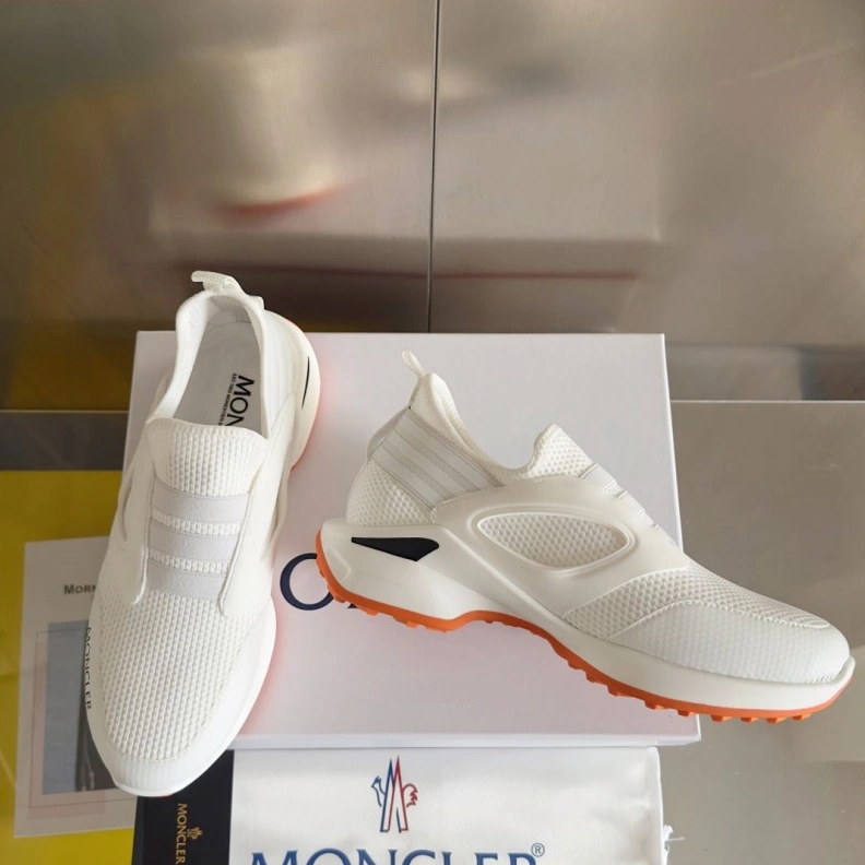 Unique Mxnclxr Sneakers 197402